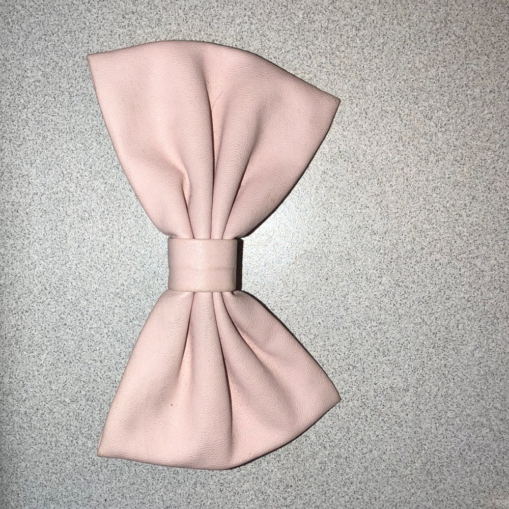 Leather hair bow